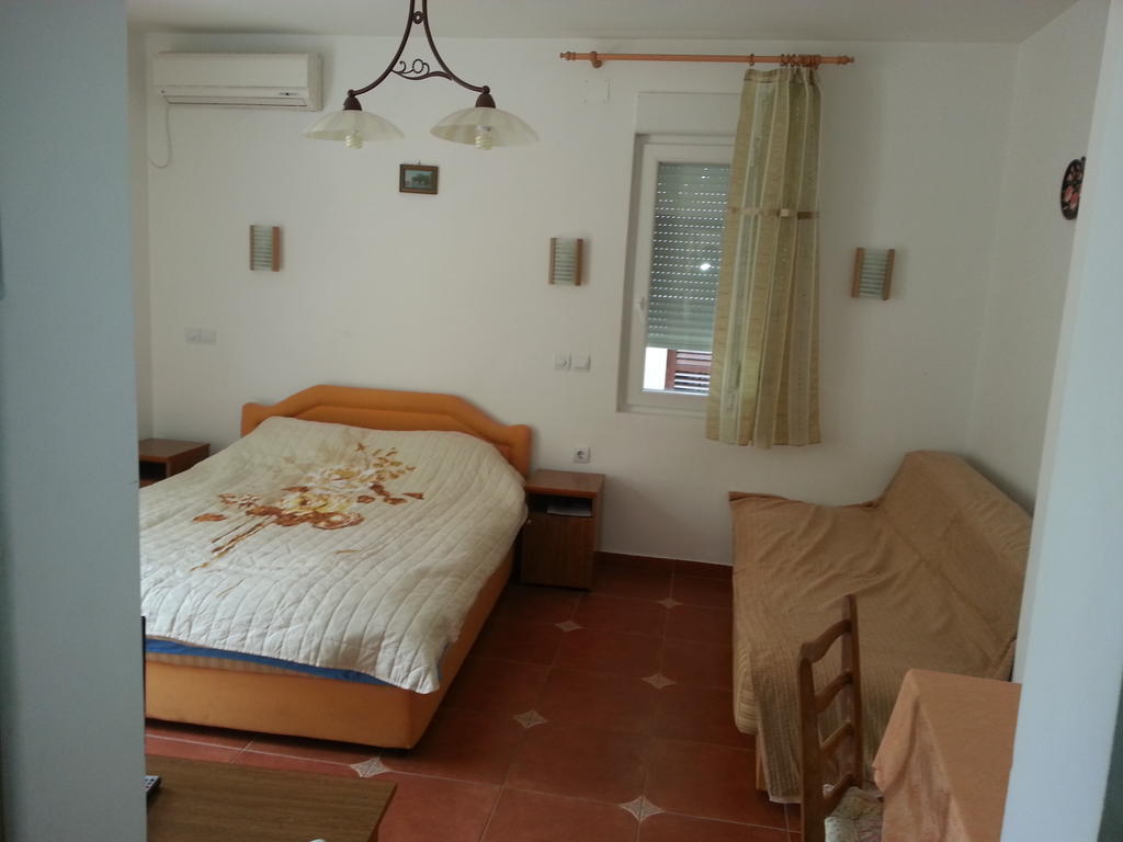 Apartments Montenegro Risan Cuckovic ภายนอก รูปภาพ