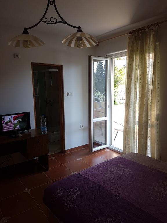 Apartments Montenegro Risan Cuckovic ภายนอก รูปภาพ