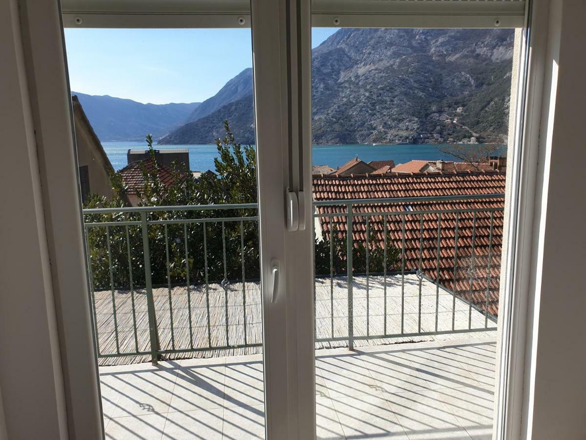 Apartments Montenegro Risan Cuckovic ภายนอก รูปภาพ