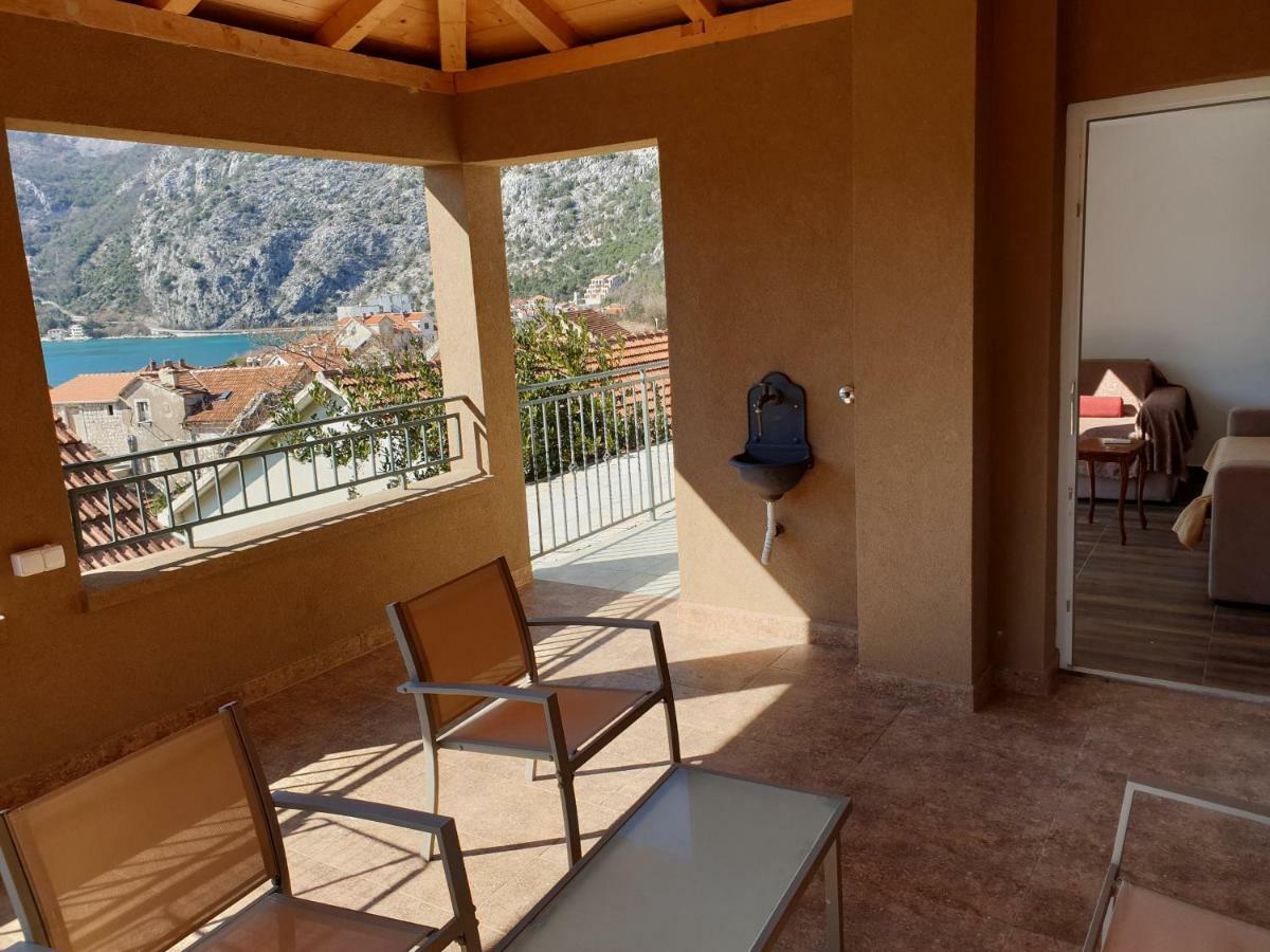 Apartments Montenegro Risan Cuckovic ภายนอก รูปภาพ