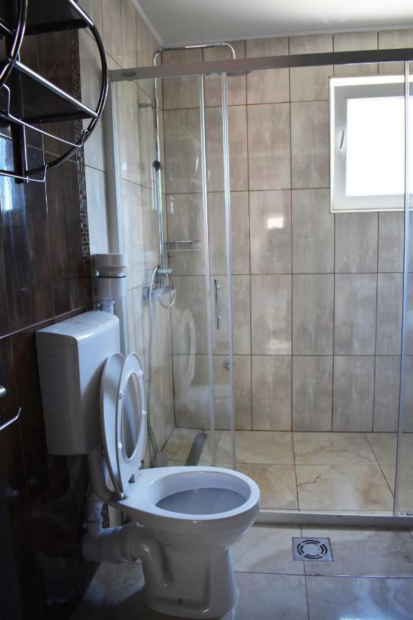 Apartments Montenegro Risan Cuckovic ภายนอก รูปภาพ